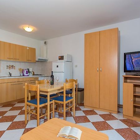 Apartments Ava Porec Exterior photo