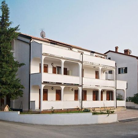Apartments Ava Porec Exterior photo