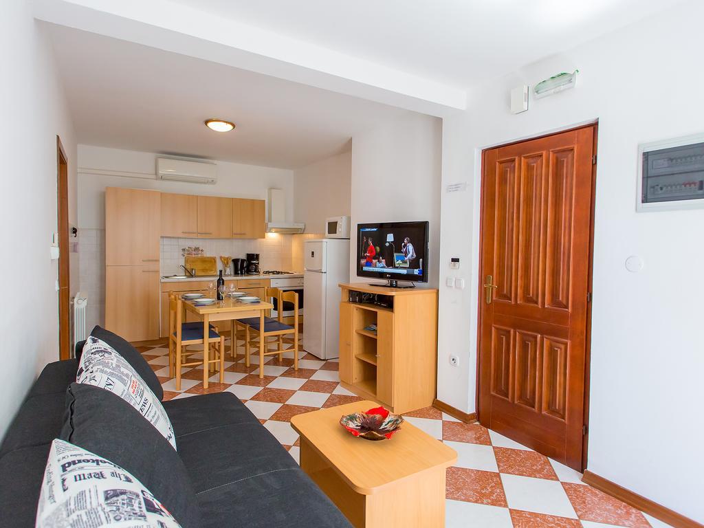 Apartments Ava Porec Exterior photo