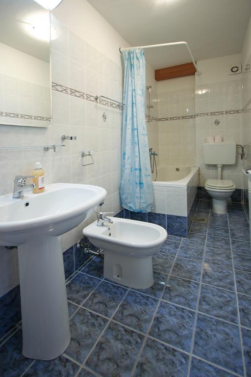 Apartments Ava Porec Exterior photo