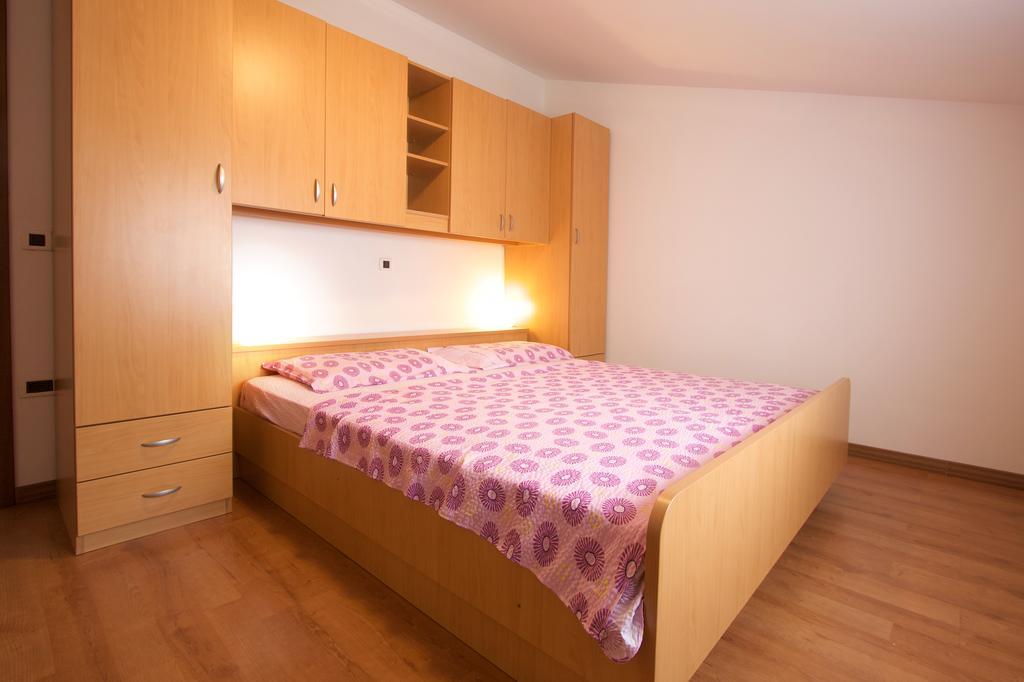 Apartments Ava Porec Exterior photo