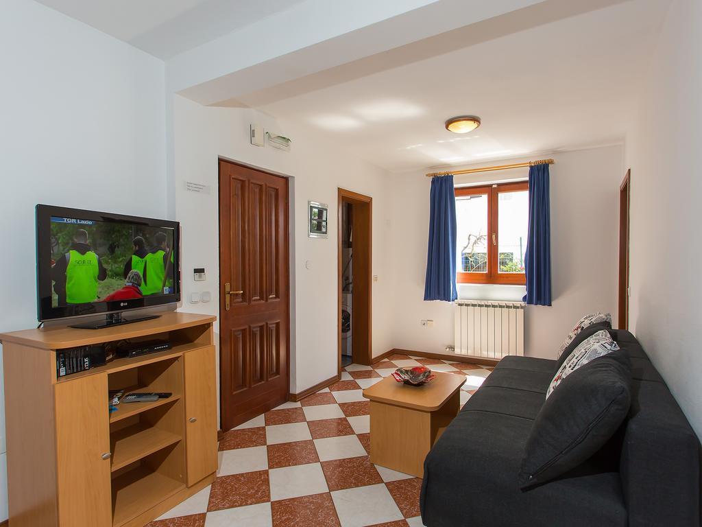 Apartments Ava Porec Exterior photo