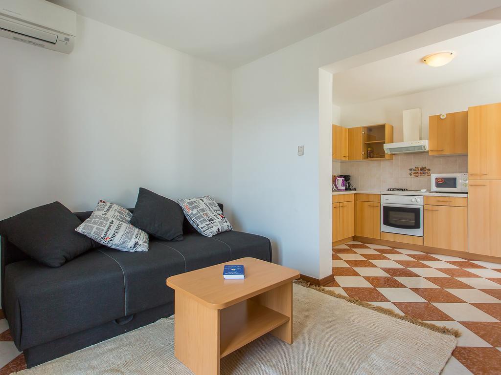 Apartments Ava Porec Exterior photo